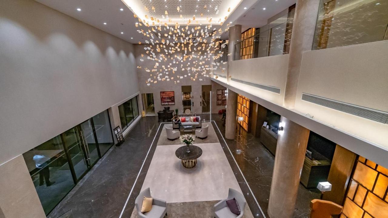 Belvedere Golf & Country Club Adalaj Ngoại thất bức ảnh