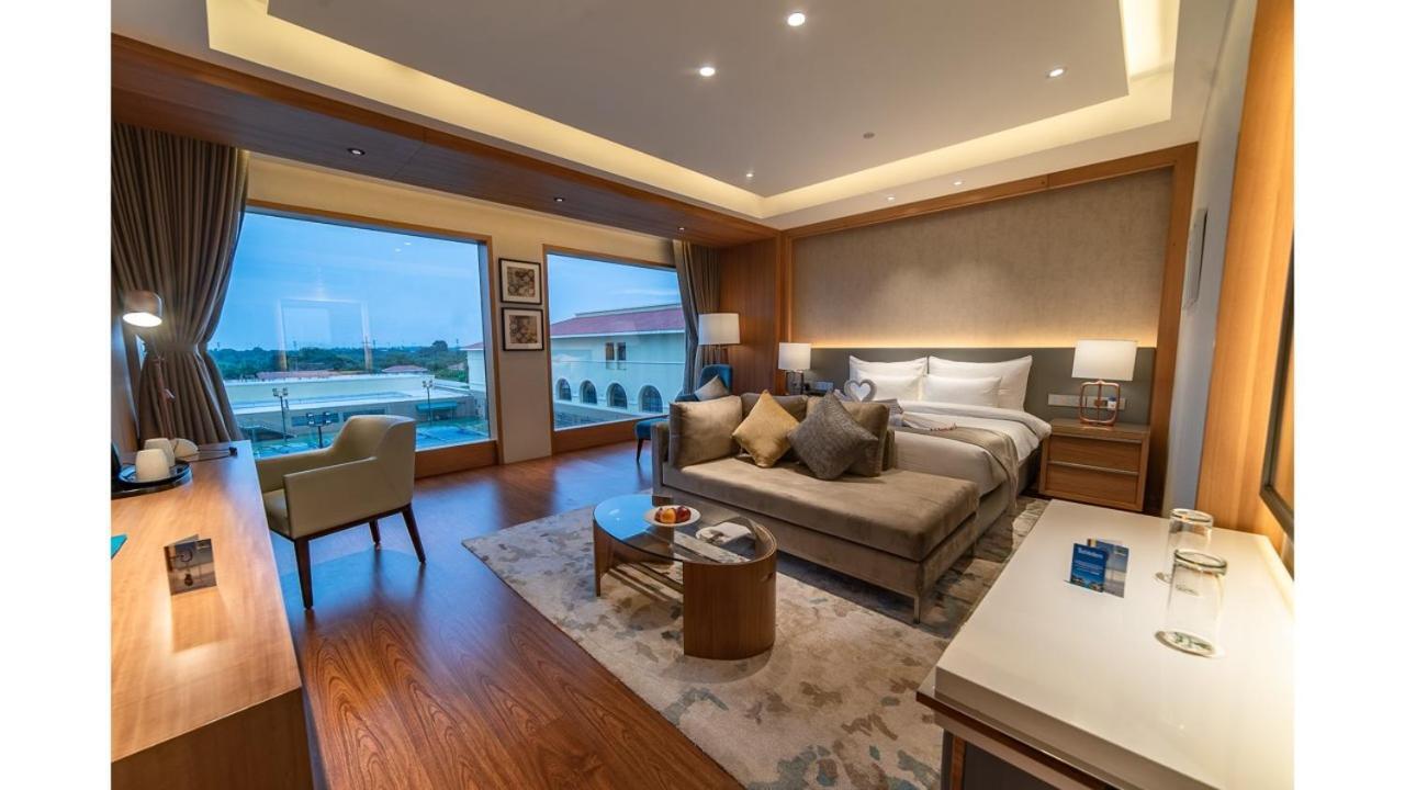 Belvedere Golf & Country Club Adalaj Ngoại thất bức ảnh
