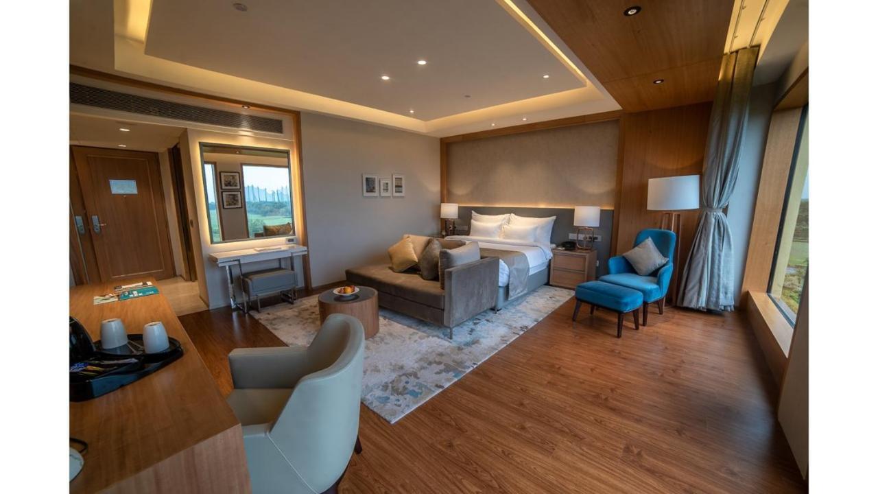 Belvedere Golf & Country Club Adalaj Ngoại thất bức ảnh